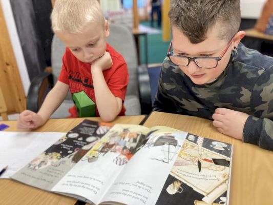 bookworms-at-baltasound