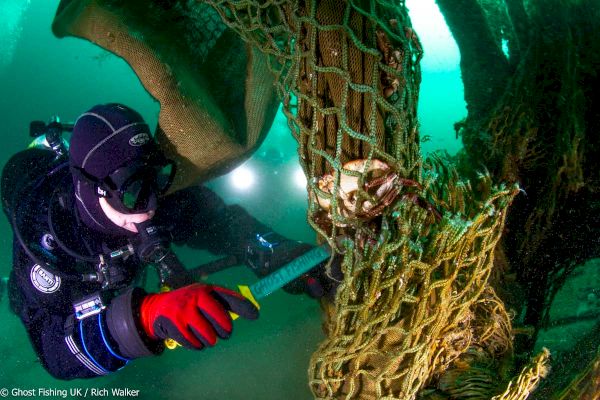 divers-recover-1.5-tonnes-of-discarded-fishing-gear-around-isles