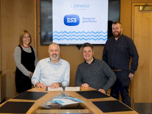 port-authority-signs-offshore-wind-agreement