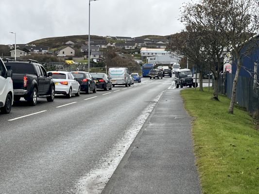 accident-causes-delays-at-gremista