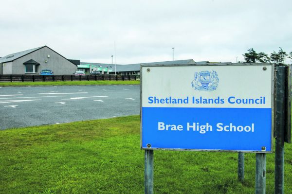 updated:-schools-close-due-to-snow