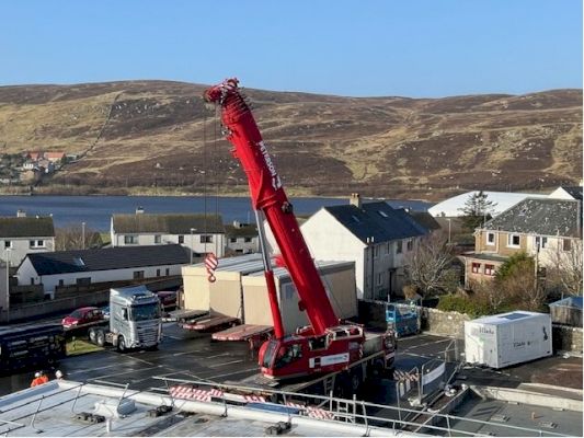 first-sections-of-new-mri-building-arrive-for-assembly
