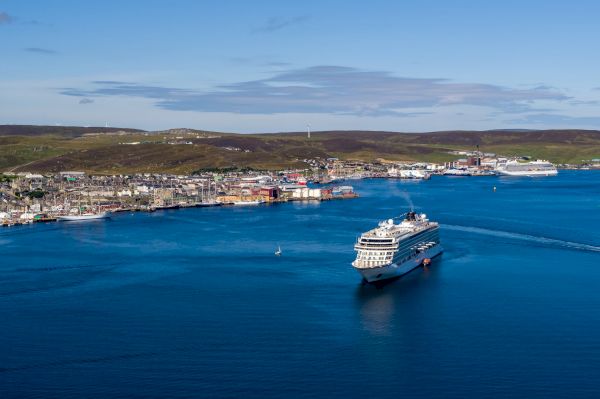 first-cruise-ship-to-arrive-this-weekend