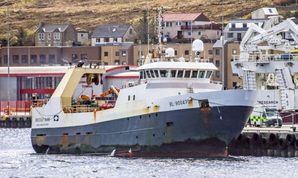 emergency-services-attend-medical-evacuation-from-french-vessel 