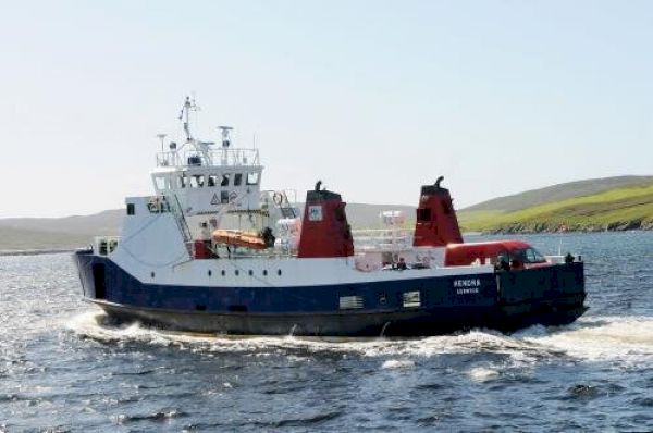 whalsay-down-to-a-single-vessel-after-‘damage’-to-the-hendra’s-main-engine