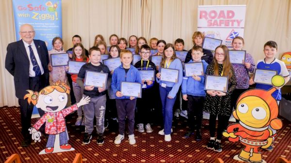 school-pupils-receive-road-safety-certificates