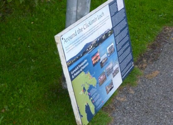 vandals-damage-signs-at-clickimin-loch