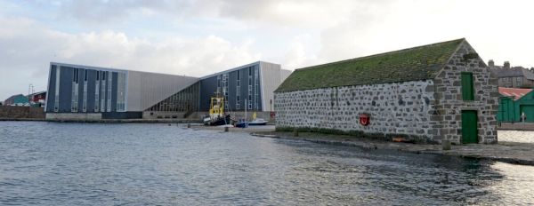 flood-alert-issued-as-high-tide-and-surge-set-to-combine 