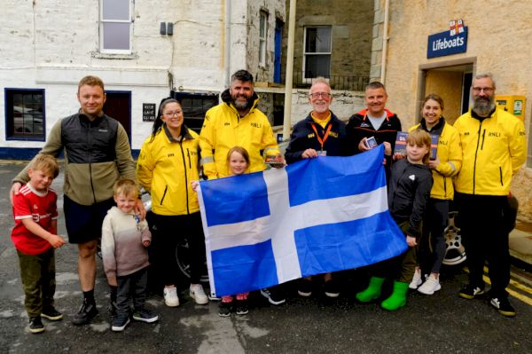 crew-welcome-fundraiser-on-epic-8,500-mile-tour-of-the-british-isles