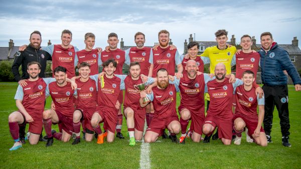 delting-wins-bloomfield-cup