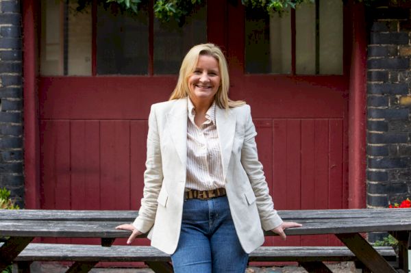 best-selling-author-the-batch-lady-to-share-her-time-saving-cookery-tips-at-taste-of-shetland-workshops