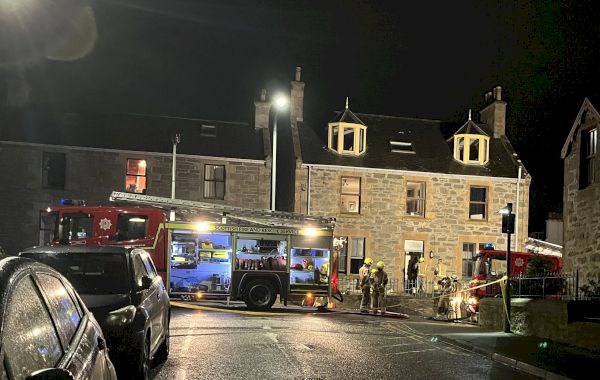 fundraiser-set-up-to-help-couple-after-house-fire