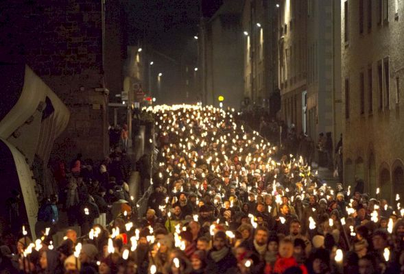 organisers-cancel-torchlit-hogmanay-procession
