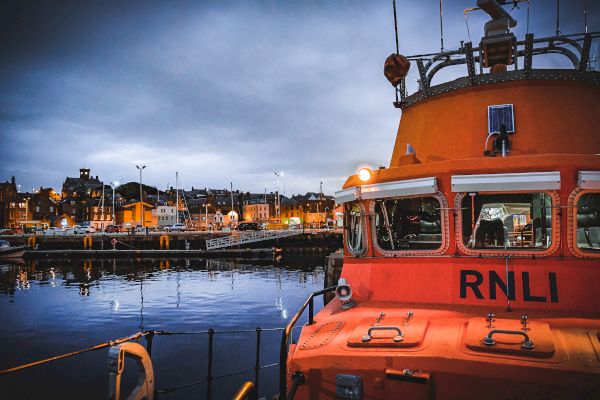 council-ferry-rescues-crew-from-sinking-scallop-trawler