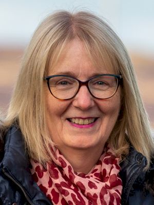 updated:-tribute-paid-to-wishart-after-decision-to-stand-down