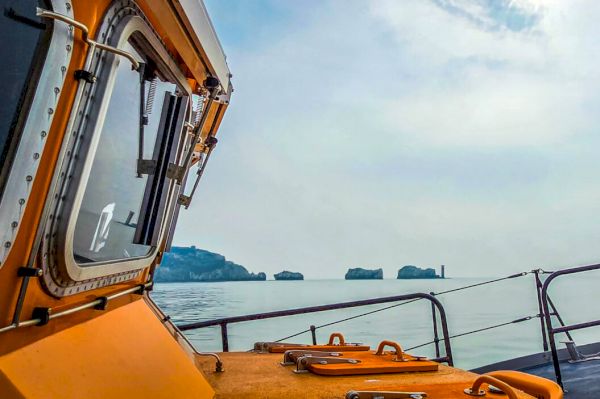 lifeboat-heads-to-dorset-for-refit