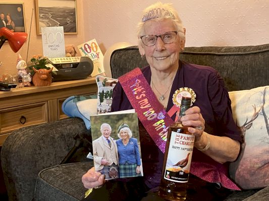 wee-tipple-key-to-happiness,-says-young-at-heart-charlotte