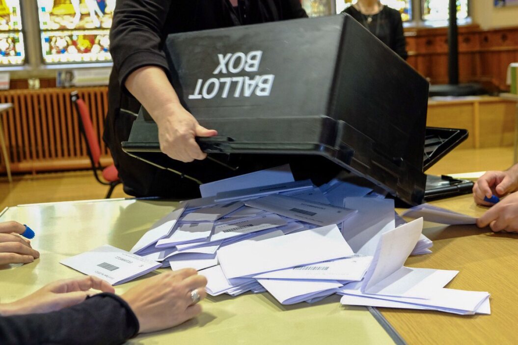 poll:-should-the-uk-voting-age-be-lowered-to-16? 