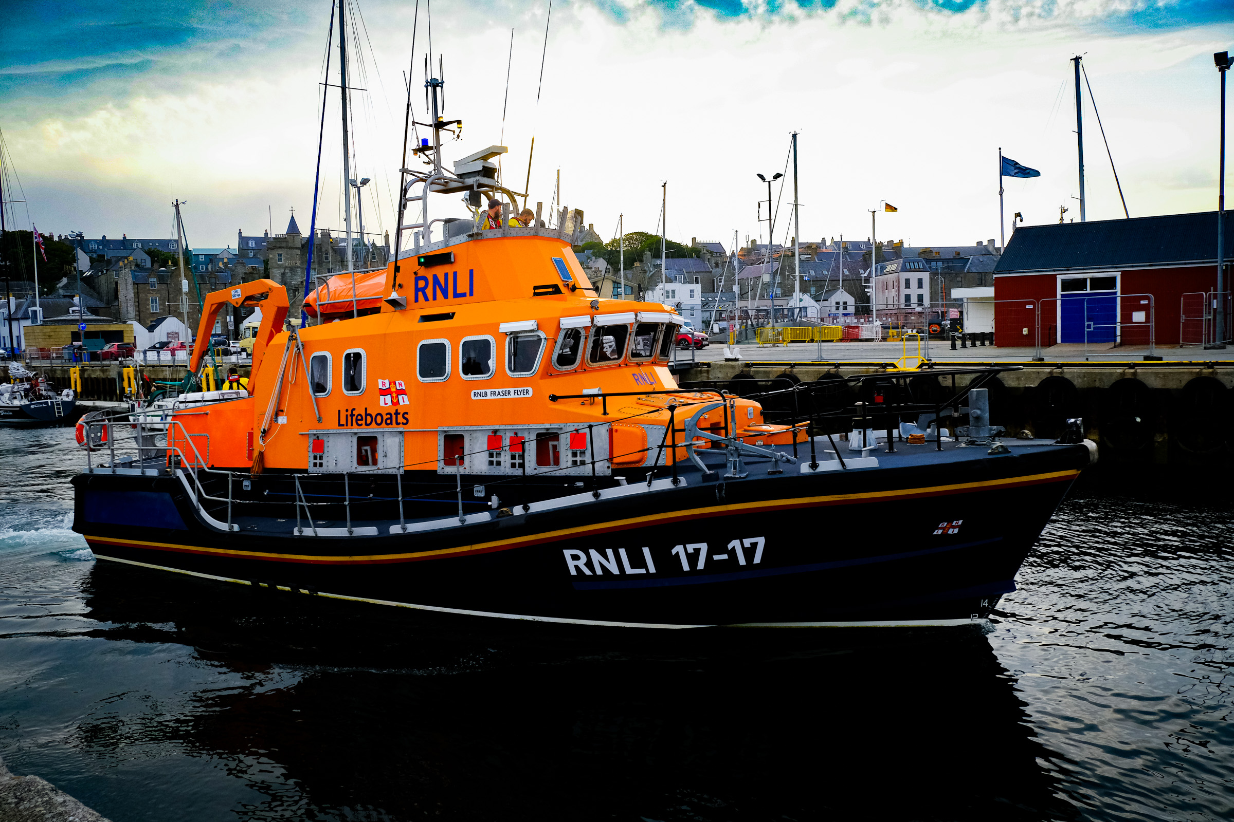 lifeboat-crew-rescues-crewman-after-fourth-launch-in-48-hours
