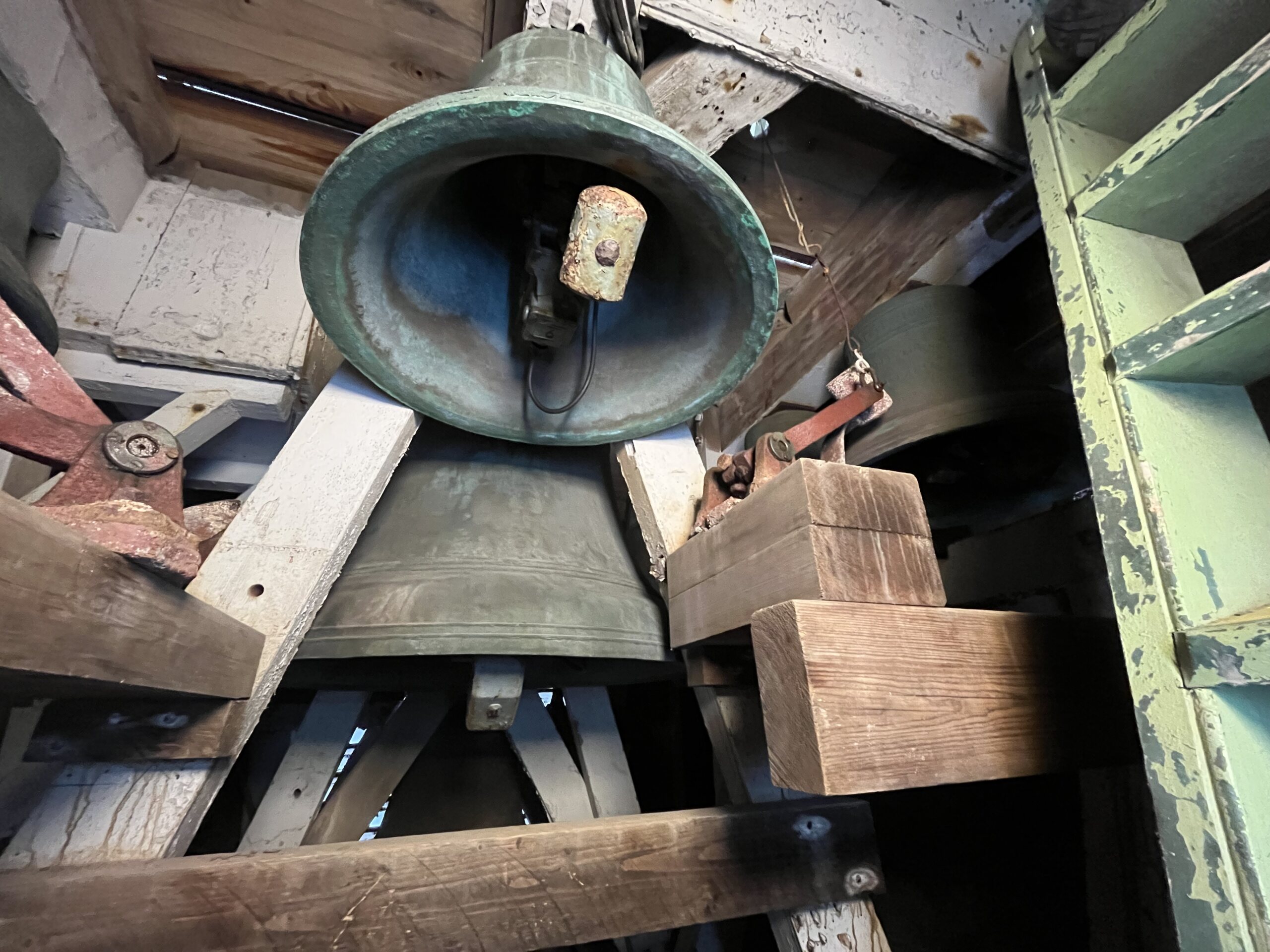enthusiast-pays-visit-to-historic-lerwick-town-hall-bells