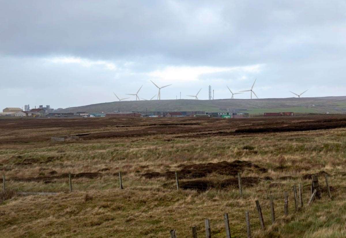 hundreds-of-households-could-get-energy-bill-rebate-worth-‘high-three-figure-sum’