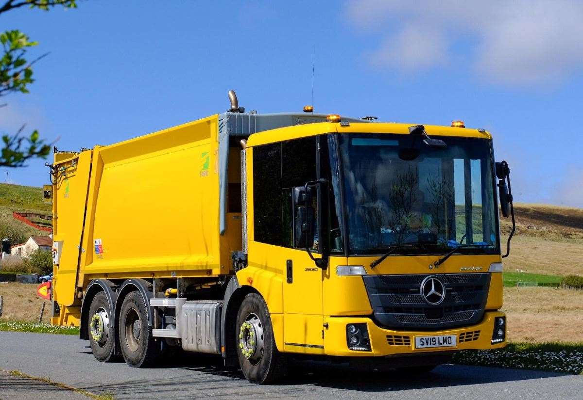 council-accused-of-‘staggering’-lack-of-communication-over-missed-refuse-collections-amid-multiple-essy-kert-break-downs