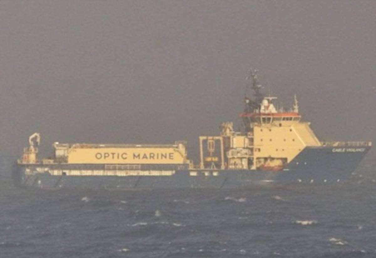 shefa-cable-repair-vessel-departs-france-for-orkney