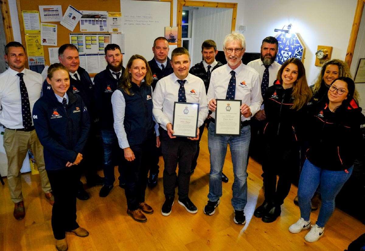 two-rnli-lerwick-volunteers-recognised-for-their-service