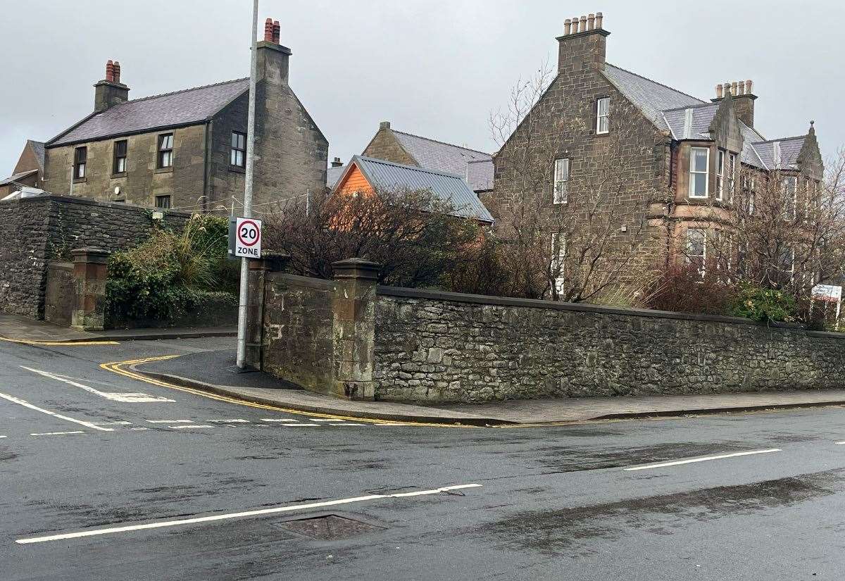 poll:-should-there-be-restrictions-on-new-drivers-to-improve-road-safety?