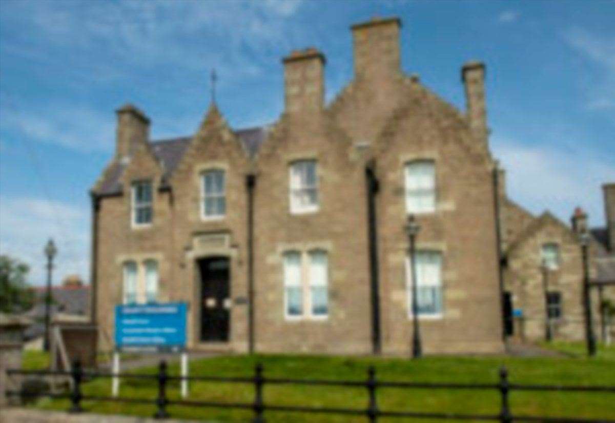 cunningsburgh-teenager-given-supervision-for-cannabis-possession-and-police-abuse